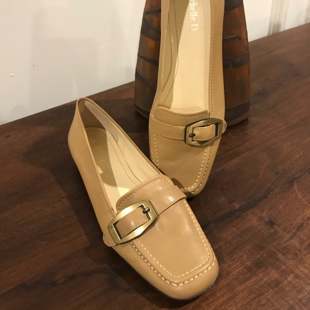 Women’s leather loafers, Michelle D, size 7 1/2 M